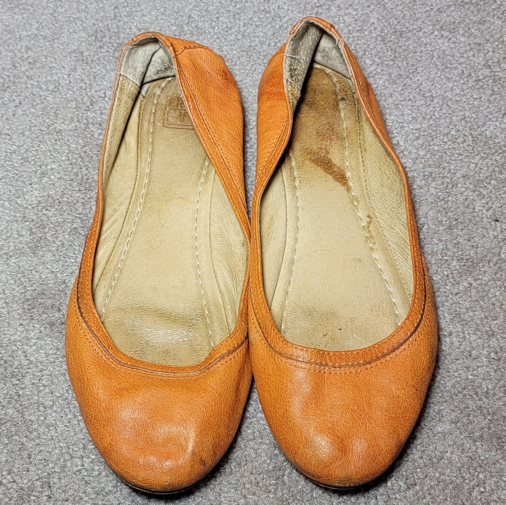 Frye Carson ballet flats burnt orange leather